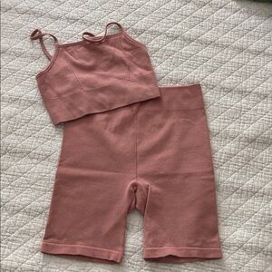 Fabletics Seamless Bike Short & Bra Set- Dusty Rose